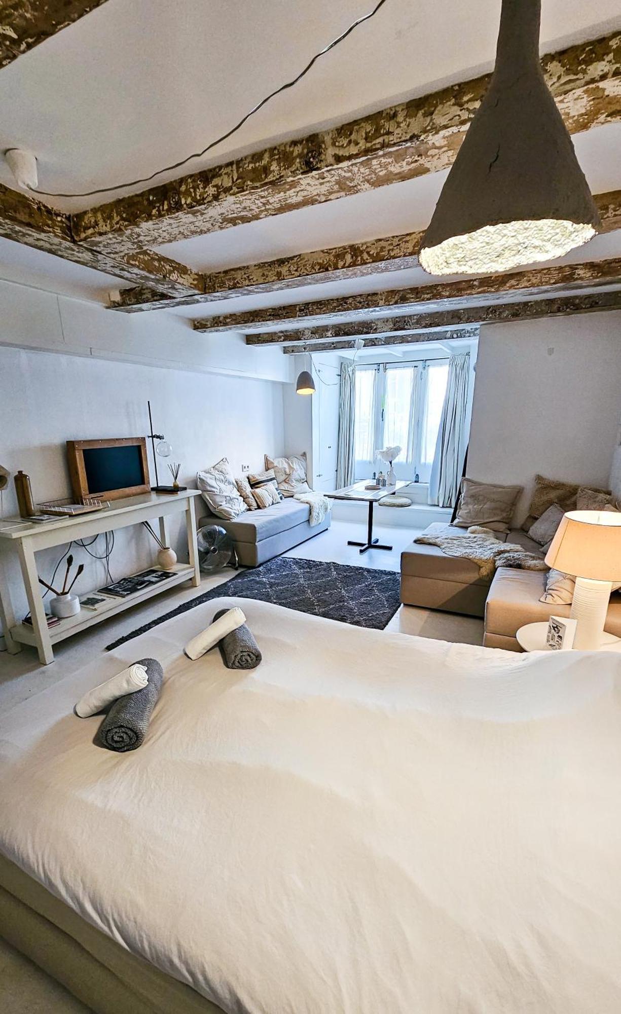 The White Wilde - Studio In A Historic Canalhouse From 1799 Amesterdão Exterior foto